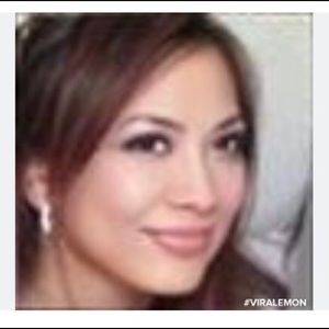 Meet your Posher, Alora